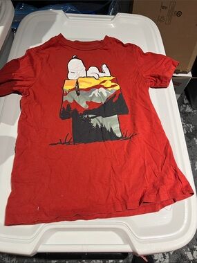 Red Kids Short Sleeve Tee with Mountain Snoopy Graphic